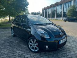 Schwarz Gebraucht 2007 Toyota Yaris Limousine | 7.900 €