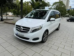 Weiß Gebraucht 2017 Mercedes V250 Van / Kleinbus | 31.900 € (Superpreis)