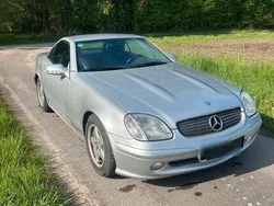 Silber Gebraucht 2000 Mercedes SLK200 Cabrio | 4.500 €