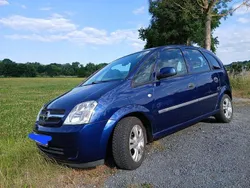 Blau Gebraucht 2003 Opel Meriva Enjoy Van / Kleinbus | 2.100 € (Etwas zu teuer)