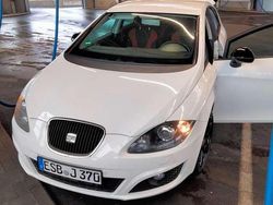Weiß Gebraucht 2010 Seat Leon Sport Limousine | 3.300 € (Guter Preis)
