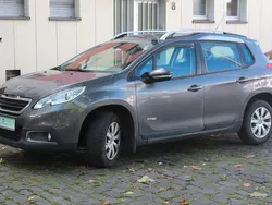 Grau Gebraucht 2014 Peugeot 2008 Business-Line SUV | 4.290 € (Fairer Preis)