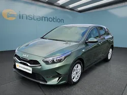 Grün Neu 2024 Kia Ceed Kleinwagen | 20.649 € (Superpreis)