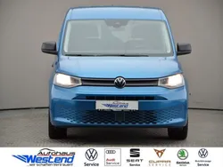 Costa azul (metallic) Gebraucht 2021 VW Caddy Van / Kleinbus | 19.900 € (Guter Preis)