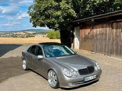 Silber Gebraucht 2004 Mercedes E500 Limousine | 13.000 € (Etwas zu teuer)