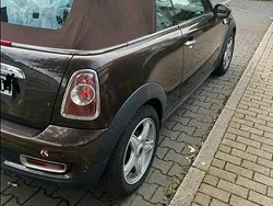 Andere farben Gebraucht 2011 Mini Cooper Cabriolet Cabrio | 8.900 € (Etwas zu teuer)