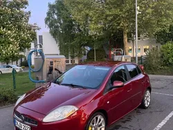 Rot Gebraucht 2008 Fiat Bravo Sport Kleinwagen | 2.600 €