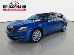 Blau Gebraucht 2022 Skoda Superb Style Kombi | 25.990 € (Fairer Preis)