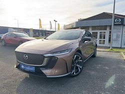 Beige Neu 2025 Mazda 6e Takumi-Line Limousine | 41.990 € (Fairer Preis)