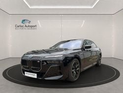Schwarz Gebraucht 2023 BMW M760e Executive Limousine | 119.885 € (Etwas zu teuer)
