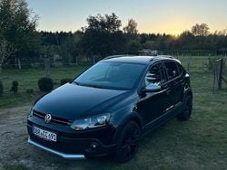 Schwarz Gebraucht 2012 VW Polo Cross Kleinwagen | 9.999 € (Fairer Preis)