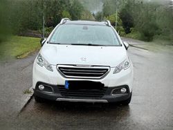 Weiß Gebraucht 2013 Peugeot 2008 Allure SUV | 8.000 € (Fairer Preis)