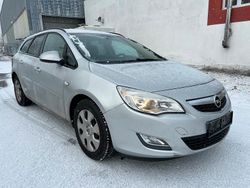 Silber Gebraucht 2011 Opel Astra Kombi | 2.590 € (Superpreis)