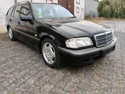 Schwarz Gebraucht 2000 Mercedes C180 Kombi | 3.050 € (Fairer Preis)