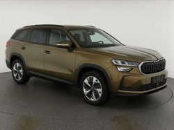 Gold bronze metallic Neu 2025 Skoda Kodiaq Selection SUV | 48.045 € (Guter Preis)