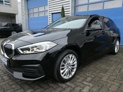 Schwarz Gebraucht 2022 BMW 120 Advantage Kleinwagen | 24.850 € (Fairer Preis)