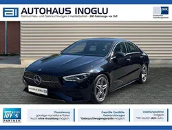 Schwarz kosmosschwarz metalliclack (metallic) Gebraucht 2024 Mercedes CLA200 AMG Coupé | 34.980 € (Fairer Preis)