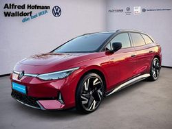 Rot Gebraucht 2025 VW ID.7 GTX Kombi | 55.651 € (Fairer Preis)