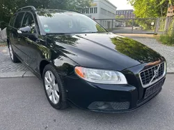 Schwarz Gebraucht 2007 Volvo V70 Momentum Kombi | 4.980 € (Etwas zu teuer)