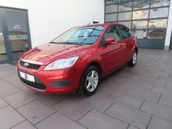 Rot Gebraucht 2009 Ford Focus Style Limousine | 2.100 € (Fairer Preis)