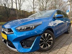 Blau Gebraucht 2022 Kia Ceed Sportswagon Kombi | 19.790 € (Guter Preis)