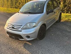 Silber Gebraucht 2009 Citroën C3 Kleinwagen | 2.500 € (Fairer Preis)