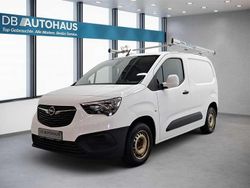 Weiß Gebraucht 2021 Opel Combo Edition Van | 12.290 € (Etwas zu teuer)