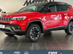 Rot Gebraucht 2023 Jeep Compass SUV | 37.490 € (Teuer)