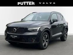 Schwarz Gebraucht 2025 Volvo XC40 Plus SUV | 38.890 € (Fairer Preis)