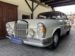 Weiß Gebraucht 1968 Mercedes W111 SE Coupé | 74.900 €