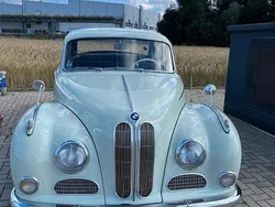 Grün Gebraucht 1961 BMW 502 Limousine | 55.000 €