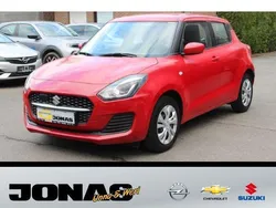 Rot Gebraucht 2021 Suzuki Swift Club Kleinwagen | 10.990 € (Superpreis)