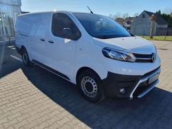 Weiß Gebraucht 2023 Toyota Proace Van | 28.290 € (Etwas zu teuer)