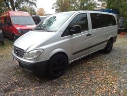 Silber Gebraucht 2005 Mercedes Vito Van / Kleinbus | 4.900 € (Fairer Preis)