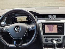 Grau Gebraucht 2019 VW Passat Limousine | 14.950 € (Guter Preis)