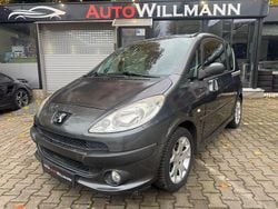 Grau Gebraucht 2008 Peugeot 1007 Premium Kleinwagen | 1.990 € (Fairer Preis)