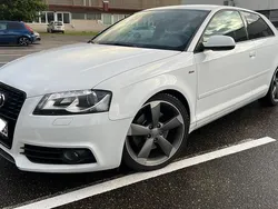 Weiß Gebraucht 2011 Audi A3 S-Line Limousine | 8.999 € (Etwas zu teuer)