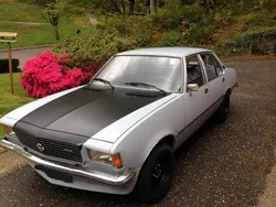 Grau Gebraucht 1976 Opel Commodore Limousine | 9.500 €
