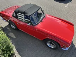 Rot Gebraucht 1970 Triumph TR6 Cabrio | 23.999 €
