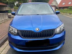 Blau Gebraucht 2017 Skoda Fabia Kleinwagen | 8.200 € (Fairer Preis)