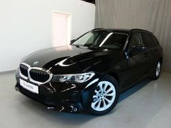 Schwarz Gebraucht 2020 BMW 318 Kombi | 20.890 € (Fairer Preis)