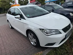 Weiß Gebraucht 2016 Seat Leon ST Kombi | 7.999 € (Superpreis)
