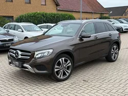 Braun Gebraucht 2017 Mercedes GLC250 SUV | 27.899 € (Guter Preis)