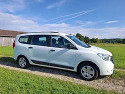 Weiß Gebraucht 2020 Dacia Lodgy Comfort Van / Kleinbus | 12.990 € (Fairer Preis)