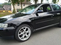 Schwarz Gebraucht 2001 Audi A3 Attraction Limousine | 1.790 € (Fairer Preis)