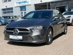 Grau Gebraucht 2019 Mercedes A200 Limousine | 23.999 € (Fairer Preis)