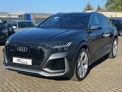 Grau Gebraucht 2020 Audi RS Q8 Sport SUV | 77.990 € (Etwas zu teuer)