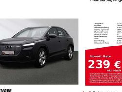 Mythosschwarz metallic Gebraucht 2022 Audi Q4 e-tron Ambiente SUV | 33.780 € (Guter Preis)