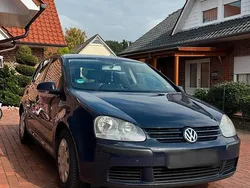 Blau Gebraucht 2004 VW Golf V Limousine | 2.549 € (Fairer Preis)