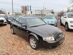 Schwarz Gebraucht 2003 Audi A4 Ambiente Kombi | 2.000 € (Fairer Preis)